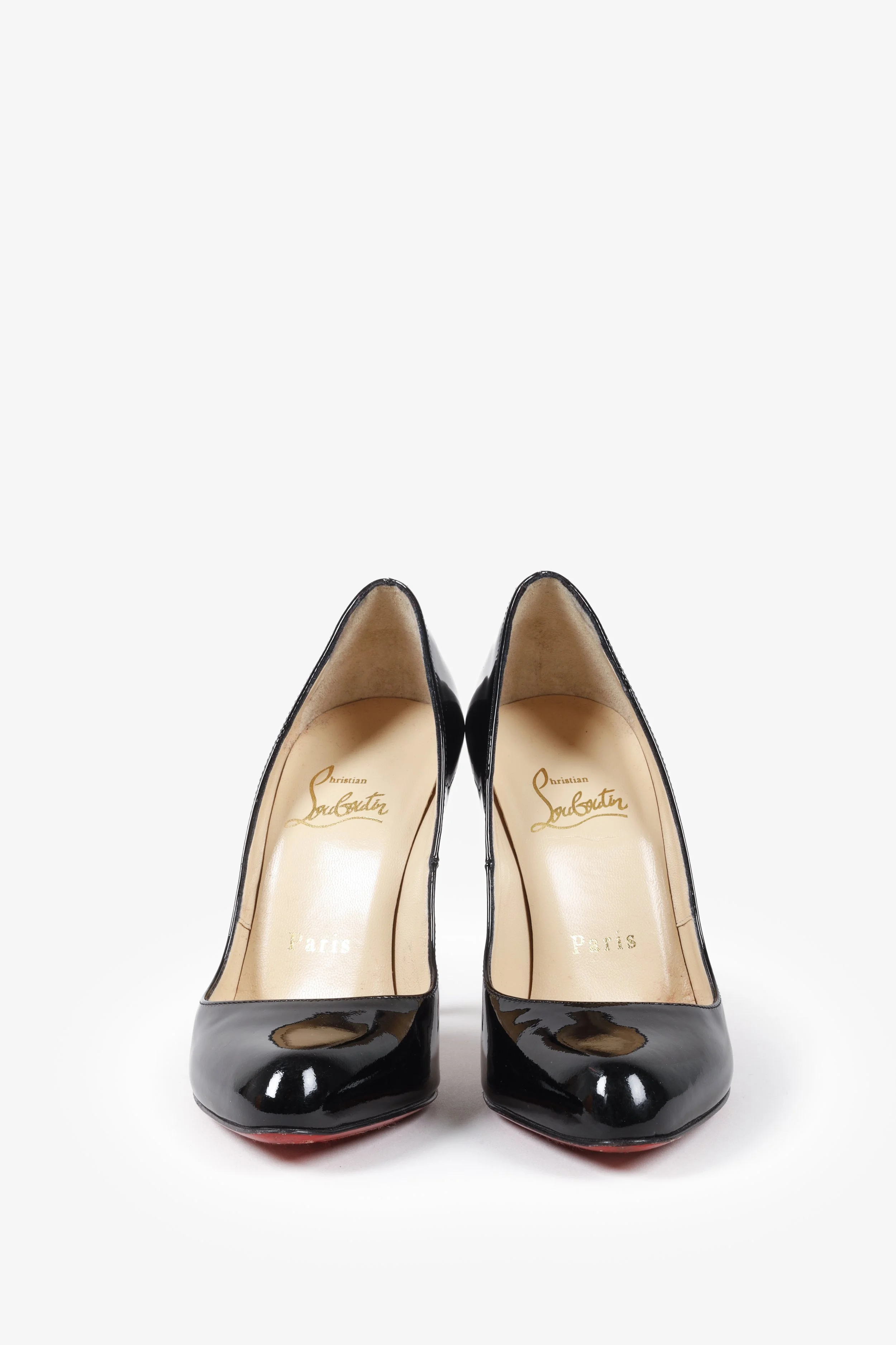 Round toe 2025 louboutin pumps